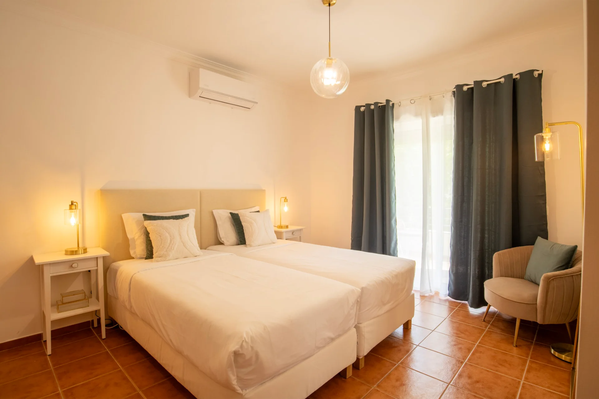 Family & Vistas Duplex