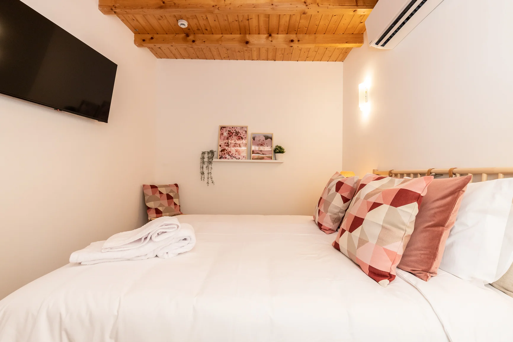 Quarto Queen Amendoeira 3