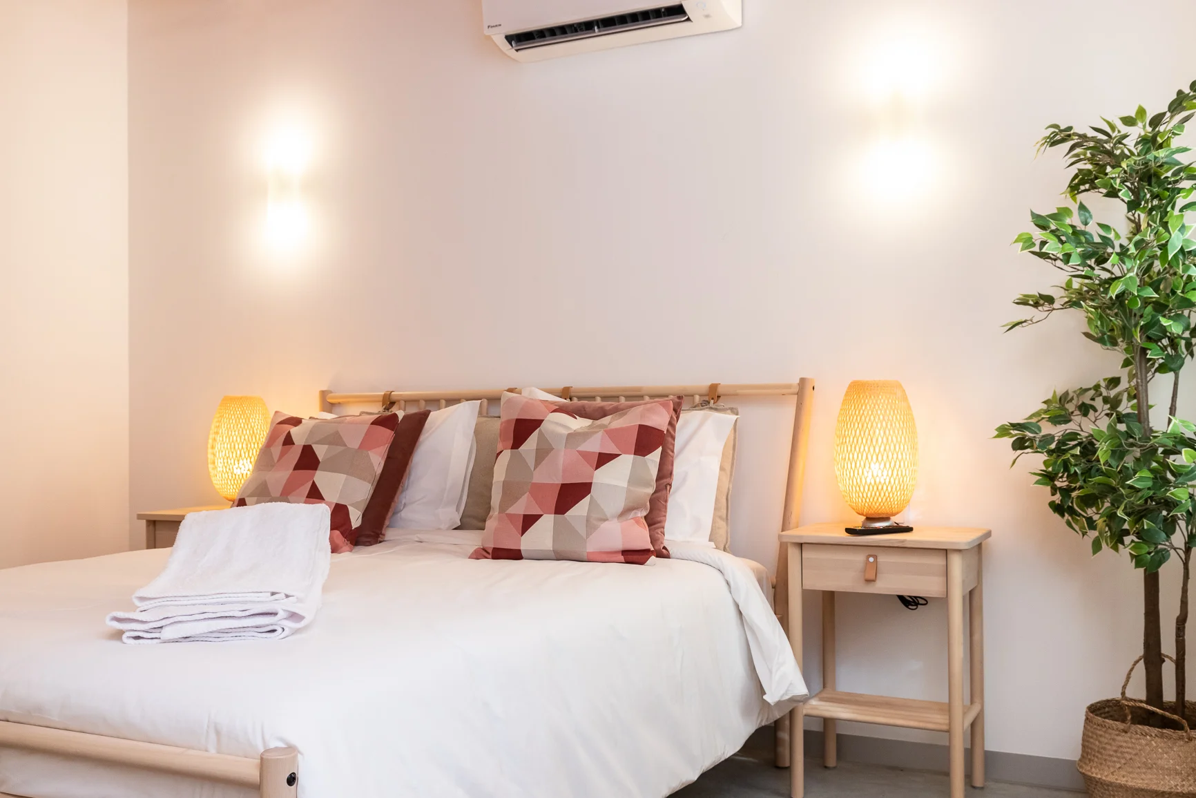 Quarto Queen Figueira 4