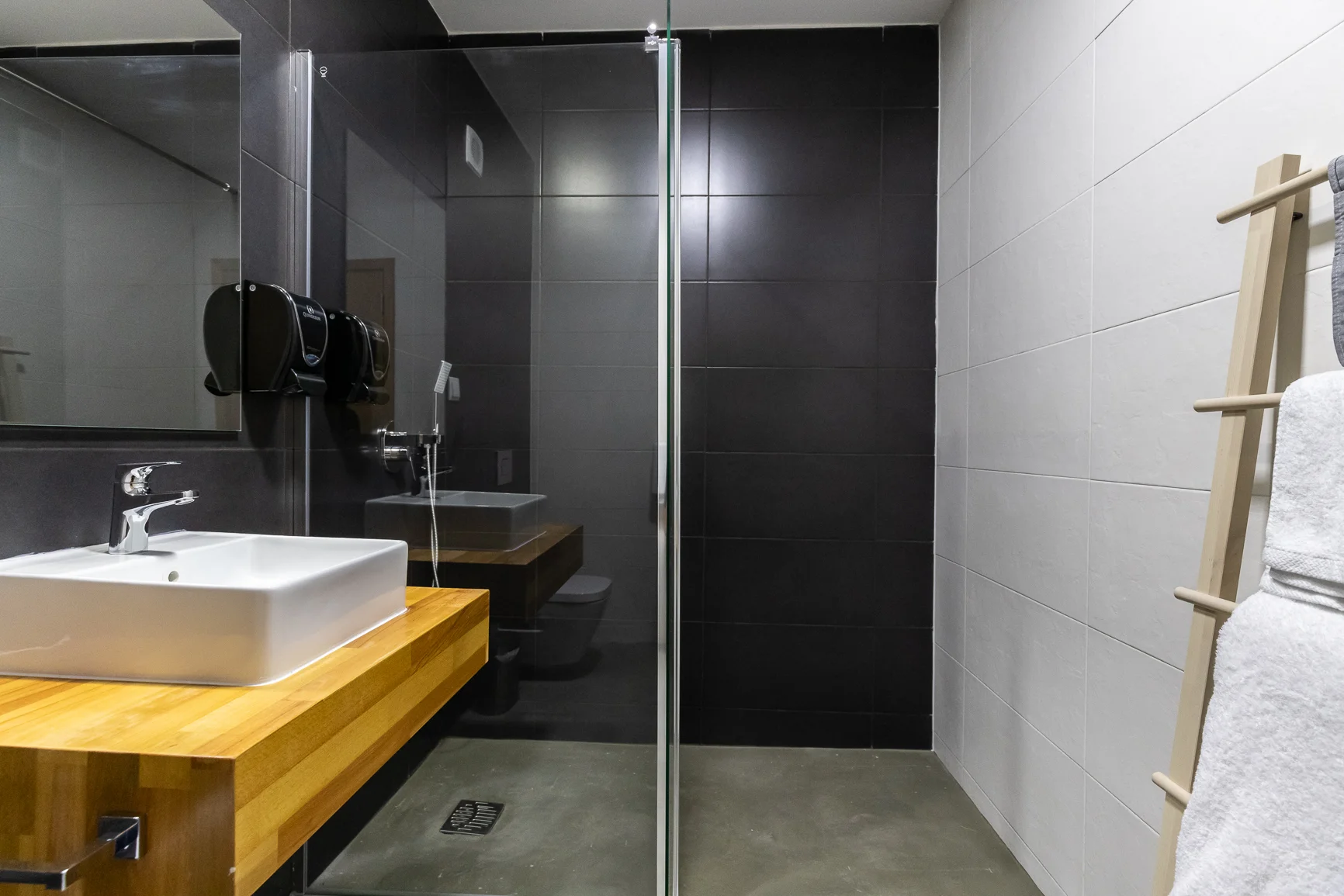 Quarto Queen Figueira