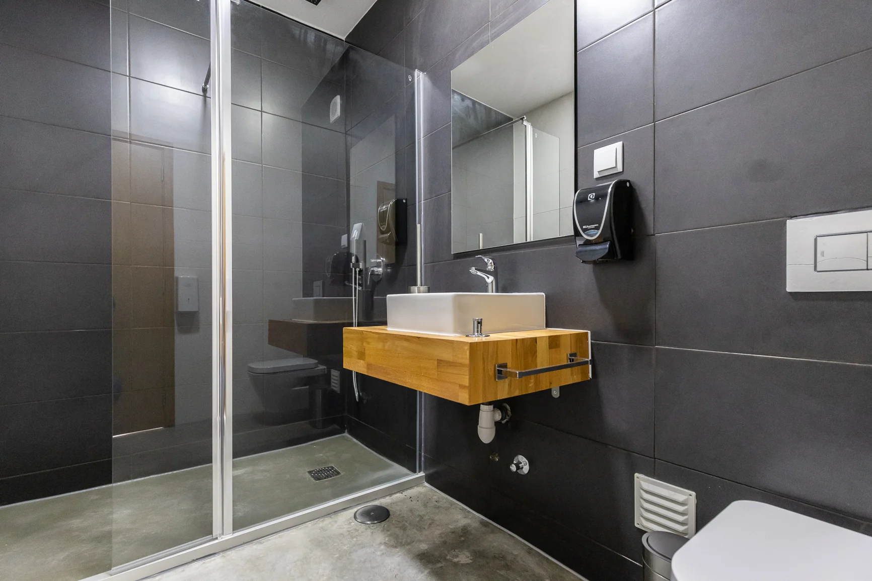 Queen Room Loendro 5